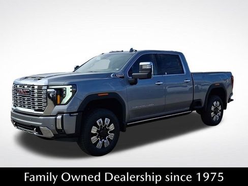 New 2026 GMC Sierra 2500 Denali w/ Denali Reserve Package AWD/4WD image 3