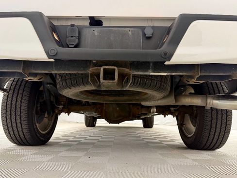 Used 2016 Ford F150 Platinum w/ Max Trailer Tow Package image 8