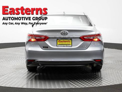 Used 2020 Toyota Camry LE FWD image 6