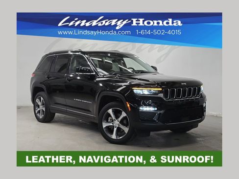 Used 2023 Jeep Grand Cherokee Limited w/ Luxury Tech Group II image 1