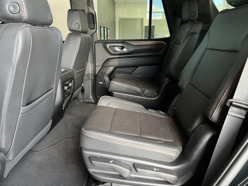 Used 2023 Chevrolet Tahoe High Country AWD/4WD image 21