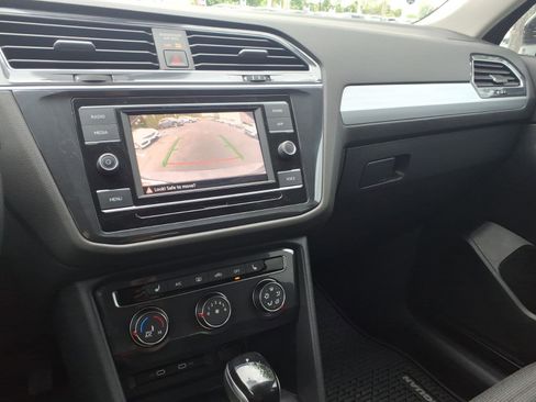 Certified 2022 Volkswagen Tiguan S AWD/4WD image 24