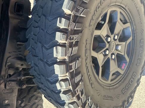 Used 2020 Jeep Gladiator Rubicon AWD/4WD image 5