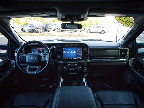 Used 2023 Ford F250 Lariat w/ Lariat Ultimate Package AWD/4WD image 29