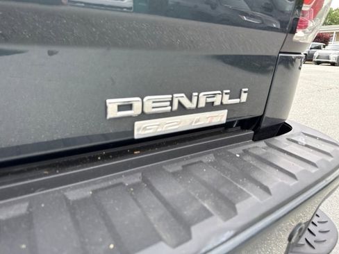 Used 2017 GMC Sierra 1500 Denali w/ Denali Ultimate Package AWD/4WD image 31