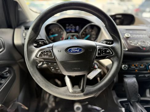 Used 2017 Ford Escape S FWD image 21