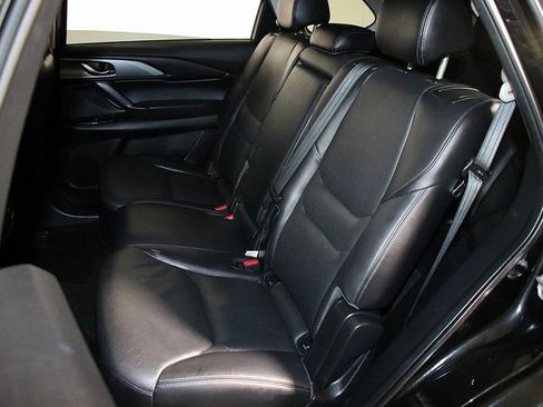 Used 2022 MAZDA CX-9 Touring image 13