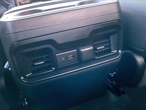 Used 2021 Chevrolet Silverado 1500 LT Trail Boss w/ Convenience Package II image 12