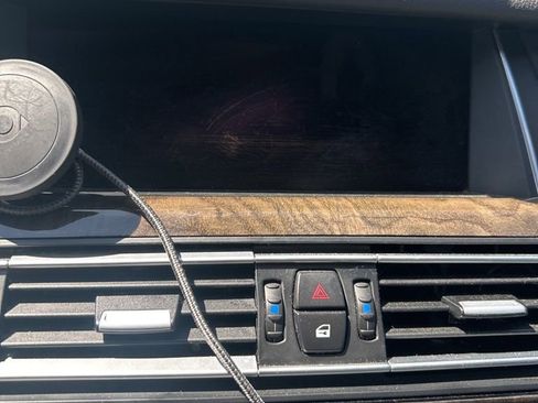 Used 2015 BMW 740Li image 12