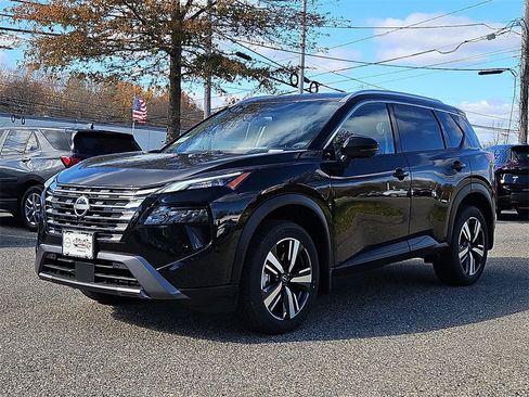 New 2025 Nissan Rogue SL w/ Tech Package image 4