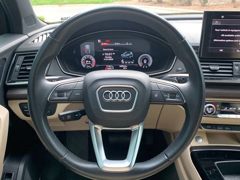 Used 2021 Audi Q5 2.0T Premium Plus w/ Premium Plus Package AWD/4WD image 12