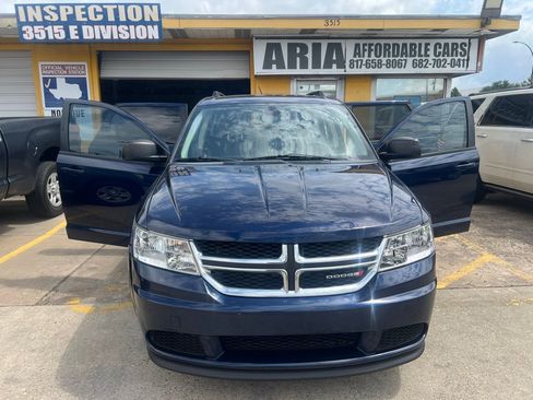 Used 2019 Dodge Journey SE FWD image 8