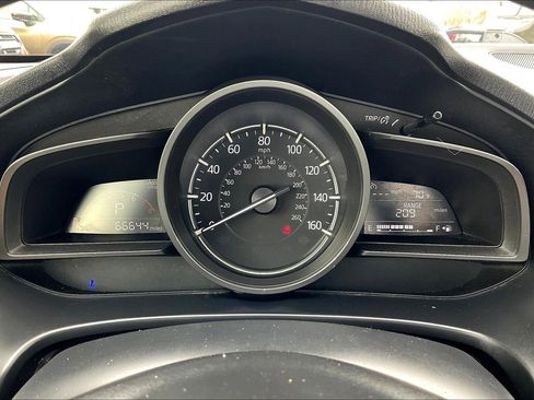Used 2017 MAZDA MAZDA3 Touring image 20