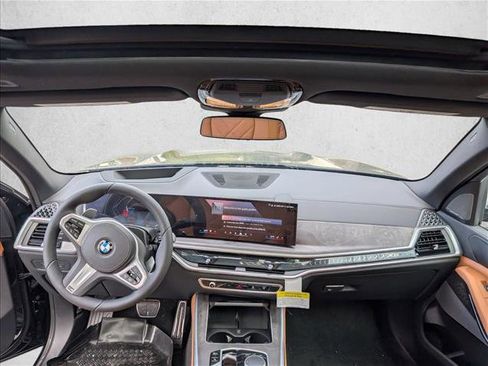 Used 2026 BMW X5 sDrive40i w/ M Sport Package RWD image 16