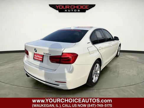 Used 2018 BMW 330e 330e iPerformance 4dr Sedan image 5
