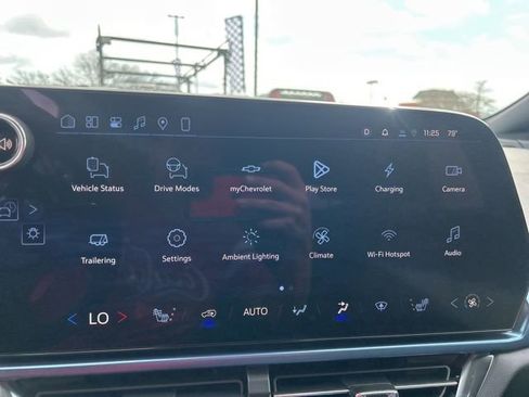 New 2026 Chevrolet Equinox EV LT image 23