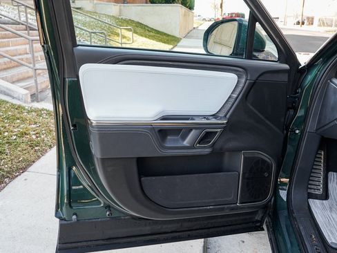 Used 2023 Rivian R1T Adventure image 9