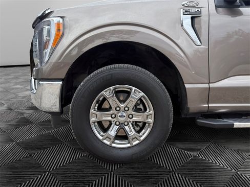 Certified 2022 Ford F150 XLT w/ Equipment Group 302A High image 14