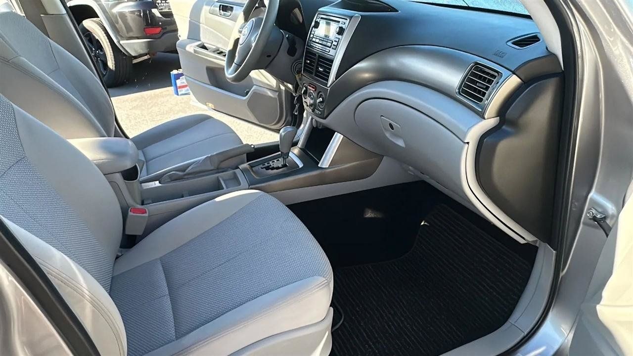 Used 2011 Subaru Forester 2.5X Premium AWD/4WD image 34
