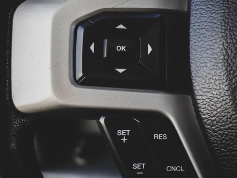 Used 2019 Ford F250 Lariat w/ Lariat Ultimate Package image 12