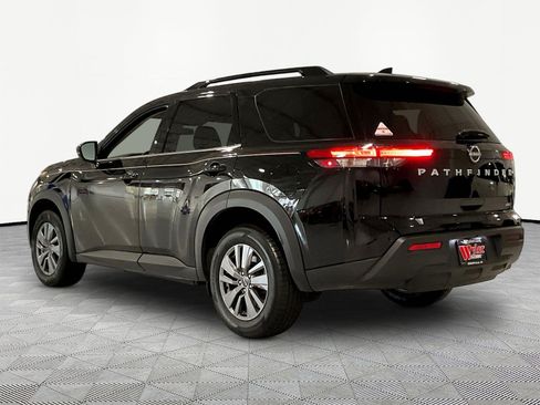 Used 2025 Nissan Pathfinder SV AWD/4WD image 4
