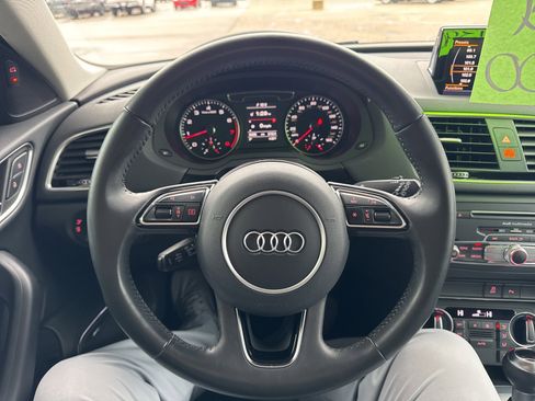 Used 2016 Audi Q3 2.0T Prestige w/ Prestige Package image 27