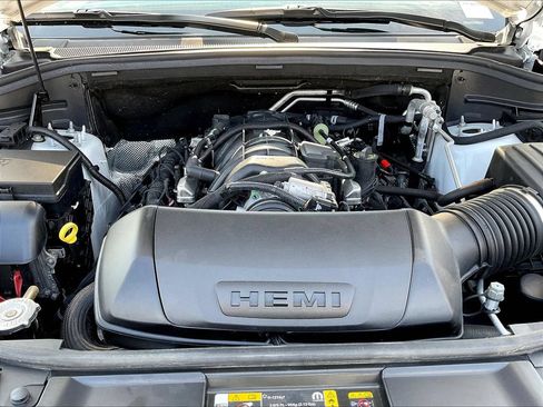 Used 2025 Dodge Durango R/T AWD/4WD image 34