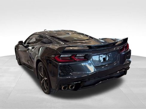 Used 2021 Chevrolet Corvette Stingray Preferred Cpe w/ Z51 Performance Package RWD image 9