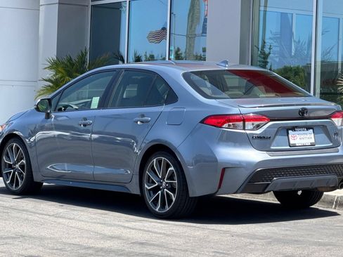 Certified 2022 Toyota Corolla SE w/ SE Premium Package FWD image 8