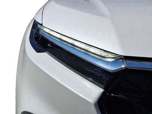Used 2025 Honda CR-V EX image 11