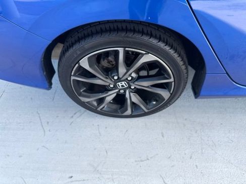 Used 2019 Honda Civic Sport image 10