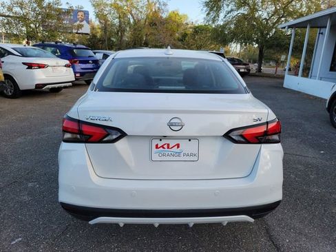 Used 2024 Nissan Versa SV image 9