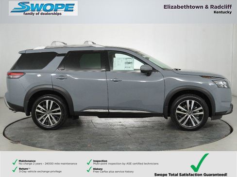 New 2025 Nissan Pathfinder Platinum w/ Cargo Package image 3