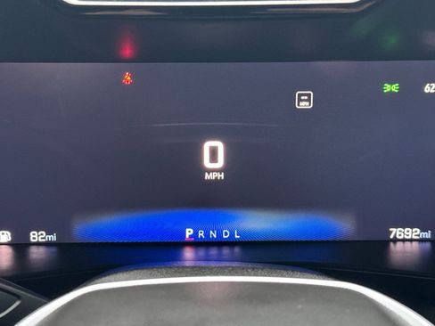 Used 2024 Chevrolet Colorado LT w/ LT Convenience Package image 21