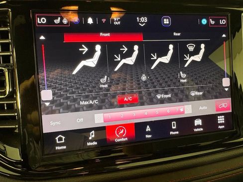 Used 2025 Dodge Durango GT RWD image 37