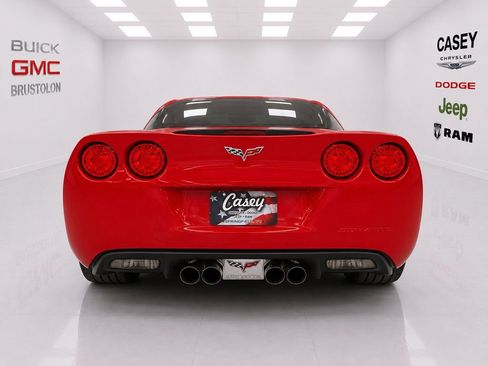 Used 2006 Chevrolet Corvette Coupe w/ Preferred Equipment Group RWD image 5