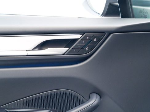 New 2025 Porsche Macan 4S Electric image 25