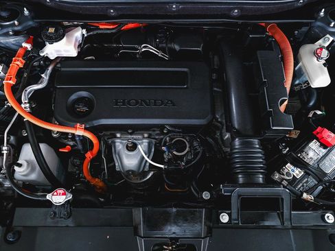 Used 2024 Honda CR-V Sport Touring image 12