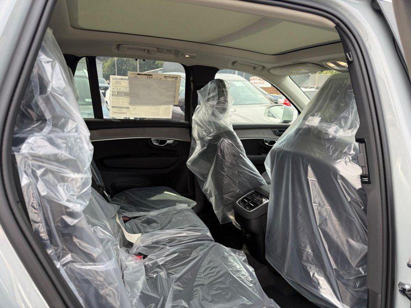 New 2026 Volvo XC90 B6 Ultra w/ Protection Package AWD/4WD image 6