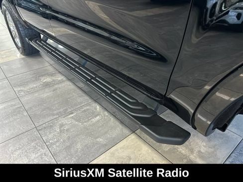 Used 2023 Ford Ranger XLT w/ Equipment Group 302A High AWD/4WD image 8