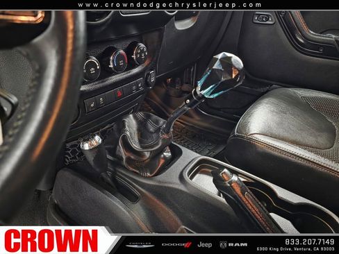 Used 2016 Jeep Wrangler Unlimited Sahara image 25