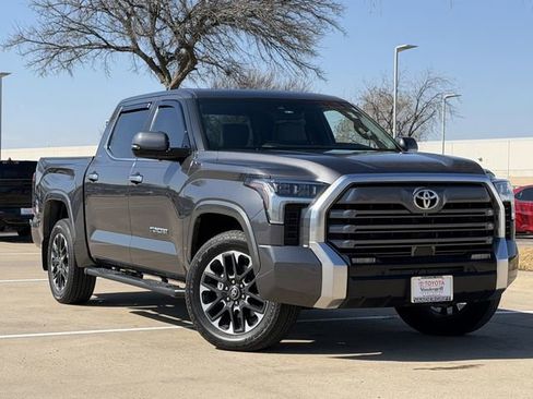 Used 2025 Toyota Tundra Limited image 2