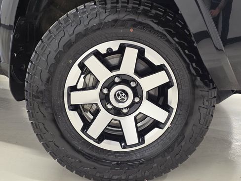 Used 2021 Toyota 4Runner TRD Off-Road Premium w/ Moonroof Package image 45