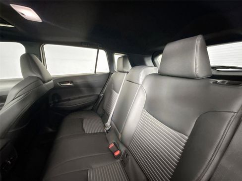 Certified 2026 Toyota Corolla Cross XSE w/ Convenience Package image 30