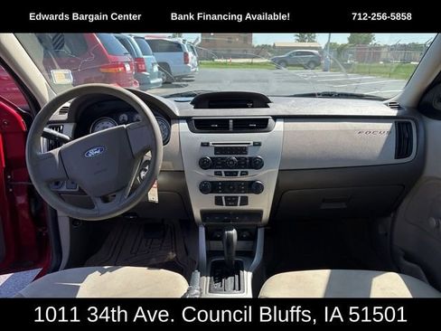 Used 2011 Ford Focus S image 13