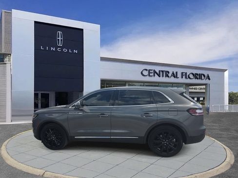 Certified 2021 Lincoln Nautilus Reserve AWD/4WD image 7