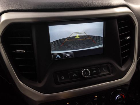 Used 2019 GMC Acadia SLE w/ Driver Alert Package I FWD image 10