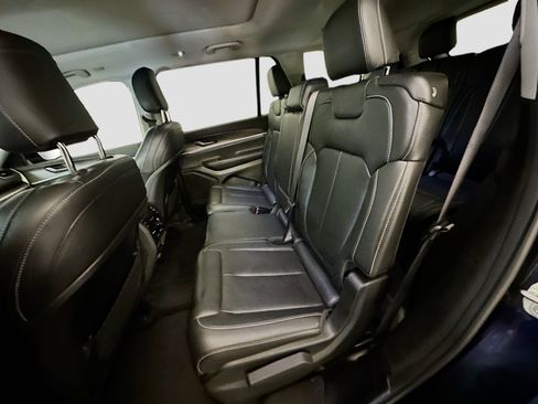 Used 2023 Jeep Grand Cherokee L Limited w/ Trailer Tow Group (B) image 30