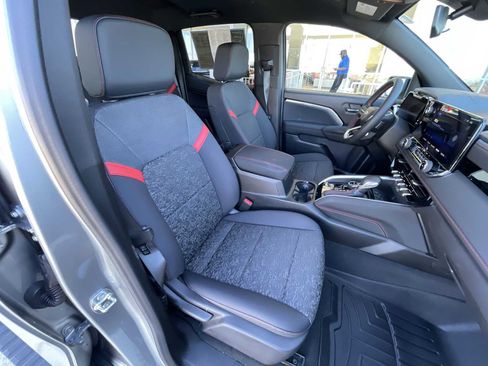 Certified 2024 Chevrolet Colorado Z71 w/ Advanced Trailering Package image 27