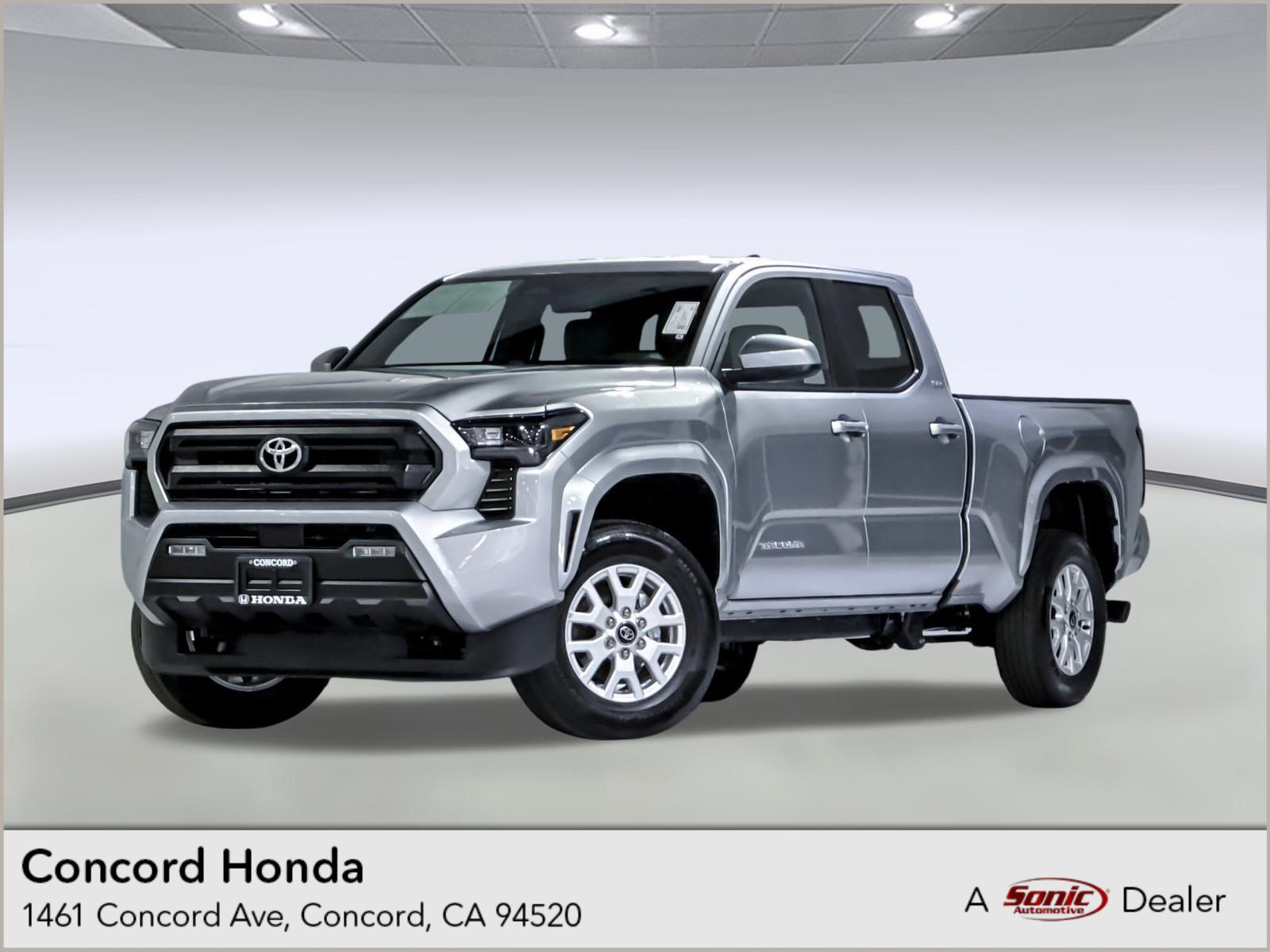 Used 2026 Toyota Tacoma SR5 AWD/4WD image 1